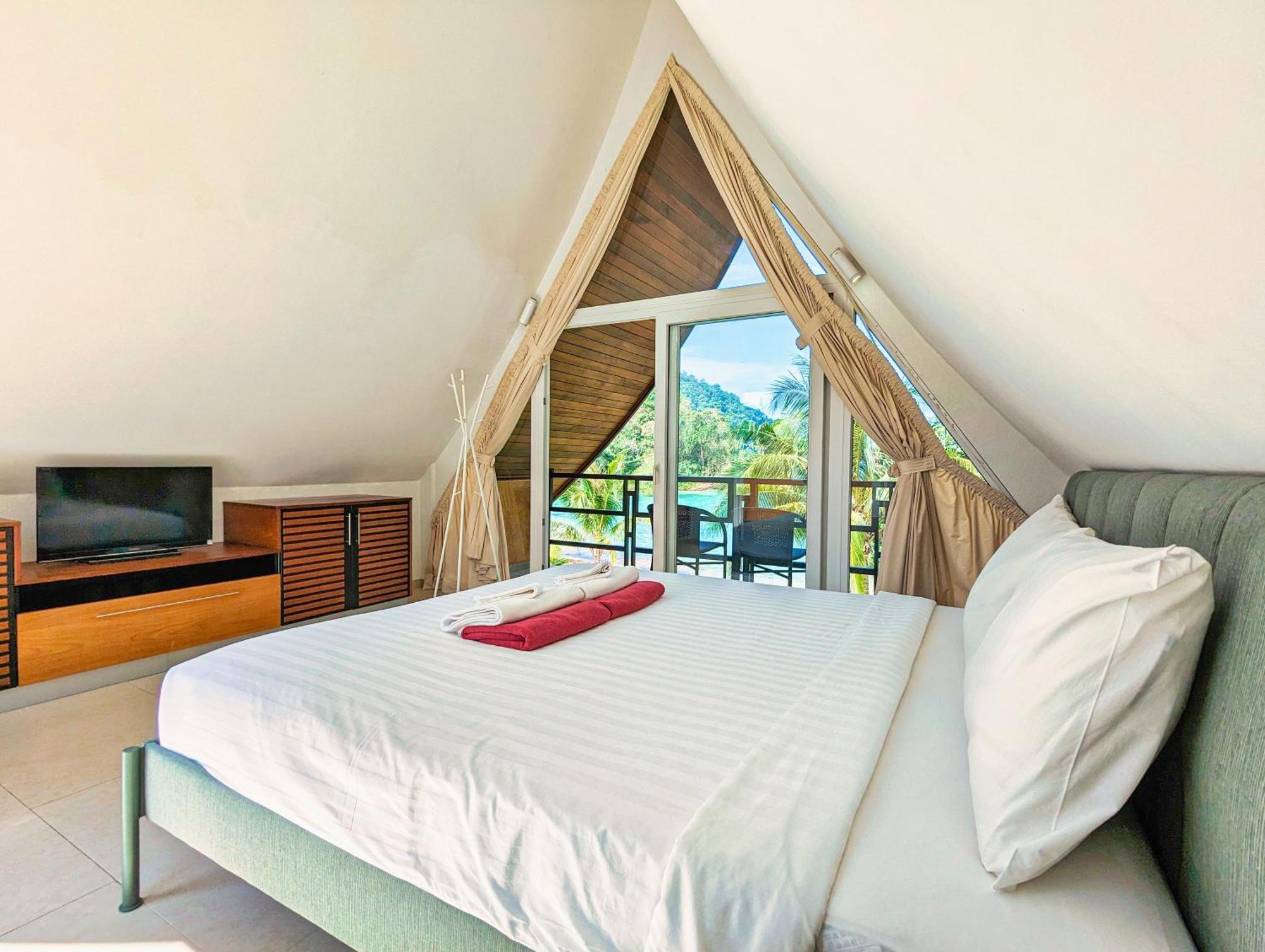 Half Moon Beach Villa - By Kohchangvillas Koh Chang Exterior photo